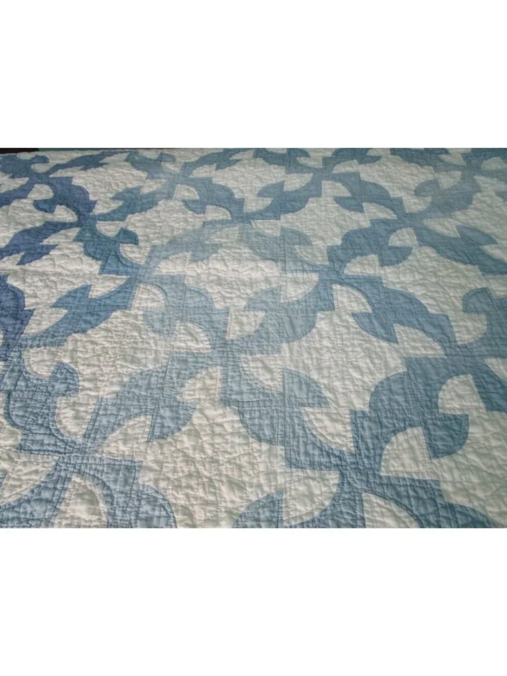 Drunkards Path Handmade Patchwork Quilt Blue White Faded Damaged Full Size